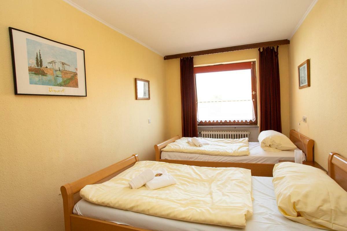 Hotel Zum Jean Bonnet Hofgeismar Exteriér fotografie